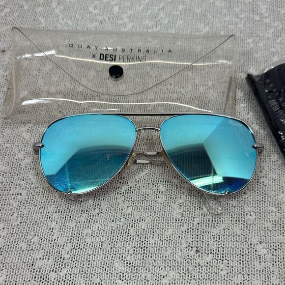 QUAY X Desi High Key Silver and Blue Mirrored Rimless Aviator Sunglasses - Picture 3 of 12